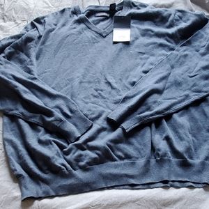 NWT Consensus V-neck Sweater, Size XXL, Blue